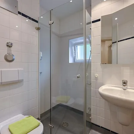 Gaestehaus Sankt Ulrich Hotel 3*